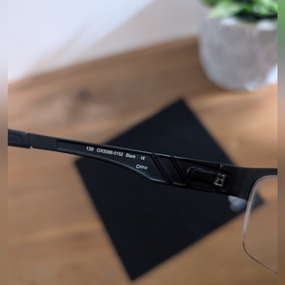 OAKLEY GASSER 0.5 OX5088-0254 139mm G325 - Picture 5 of 11